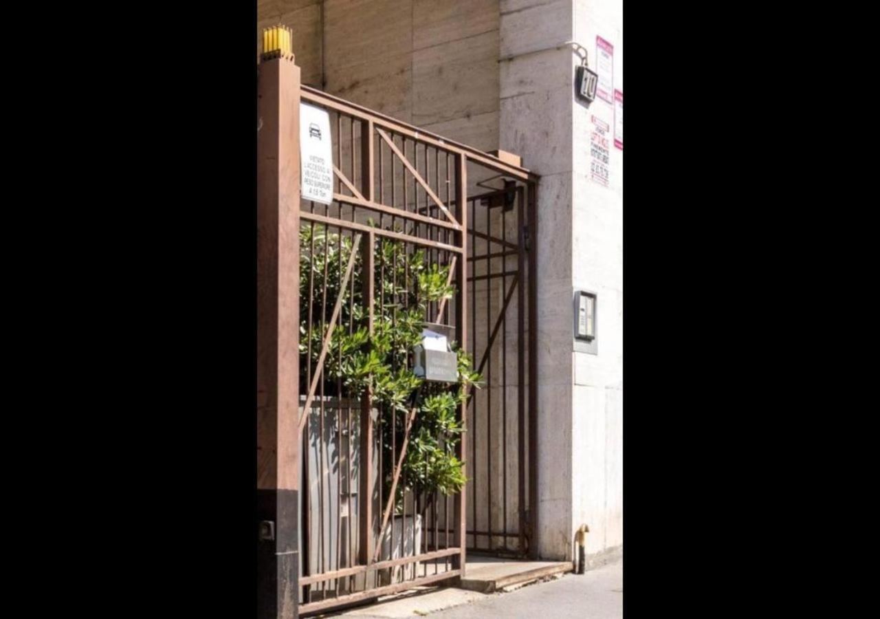 מילאנו Joivy Exclusive Apt For 4 In Navigli Near Parks מראה חיצוני תמונה